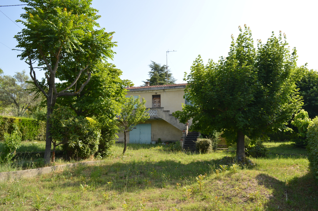 Maison de type 3 à restaurer terrain 1160 m2 Maison de type 3 à restaurer terrain 1160 m2