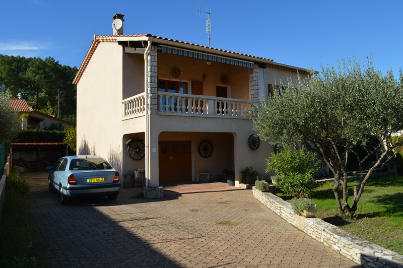 Maison 5 pièces 108 m2 terrain 607 m2 Maison 5 pièces 108 m2 terrain 607 m2