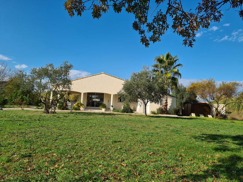 Villa sud d'Alès type 3 avec studio terrain 2000 m2 Villa sud d'Alès type 3 avec studio terrain 2000 m2