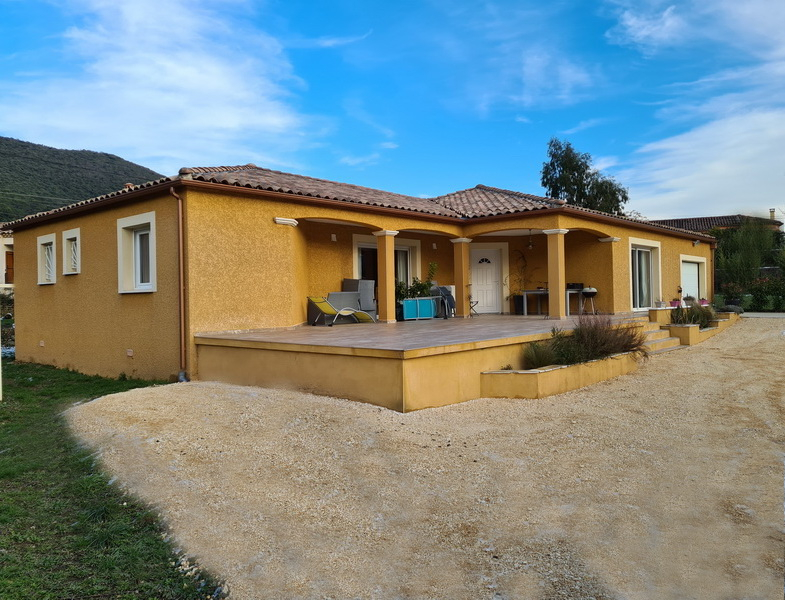 Villa récente 142 m2 habitable terrain 1201 m2 Villa récente 142 m2 habitable terrain 1201 m2