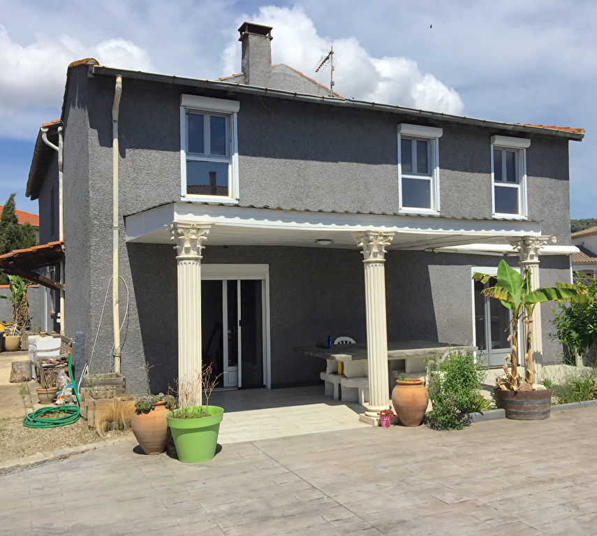 Villa Lignan Sur Orb 5 pièces de 135 m2 Villa Lignan Sur Orb 5 pièces de 135 m2