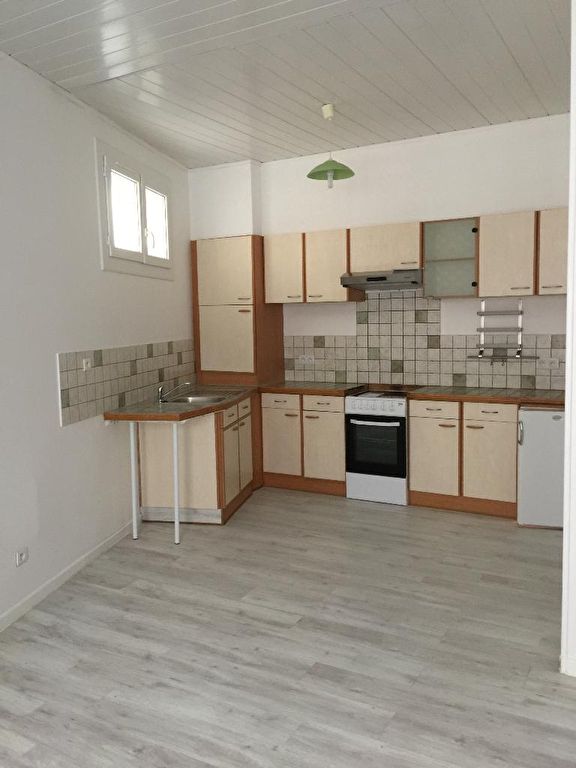 Maison Lignan Sur Orb 4 pièce(s) 60 m2 Maison Lignan Sur Orb 4 pièce(s) 60 m2