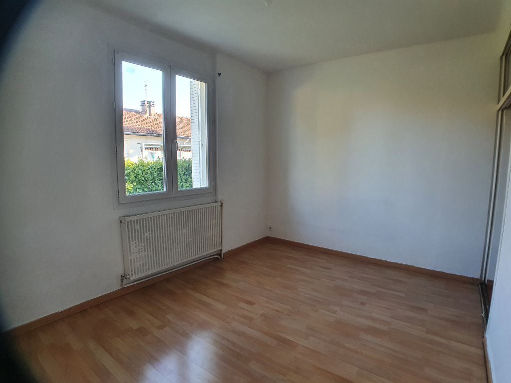Maison 84500 Bollene 3 pièce(s) 61 m2 Maison 84500 Bollene 3 pièce(s) 61 m2