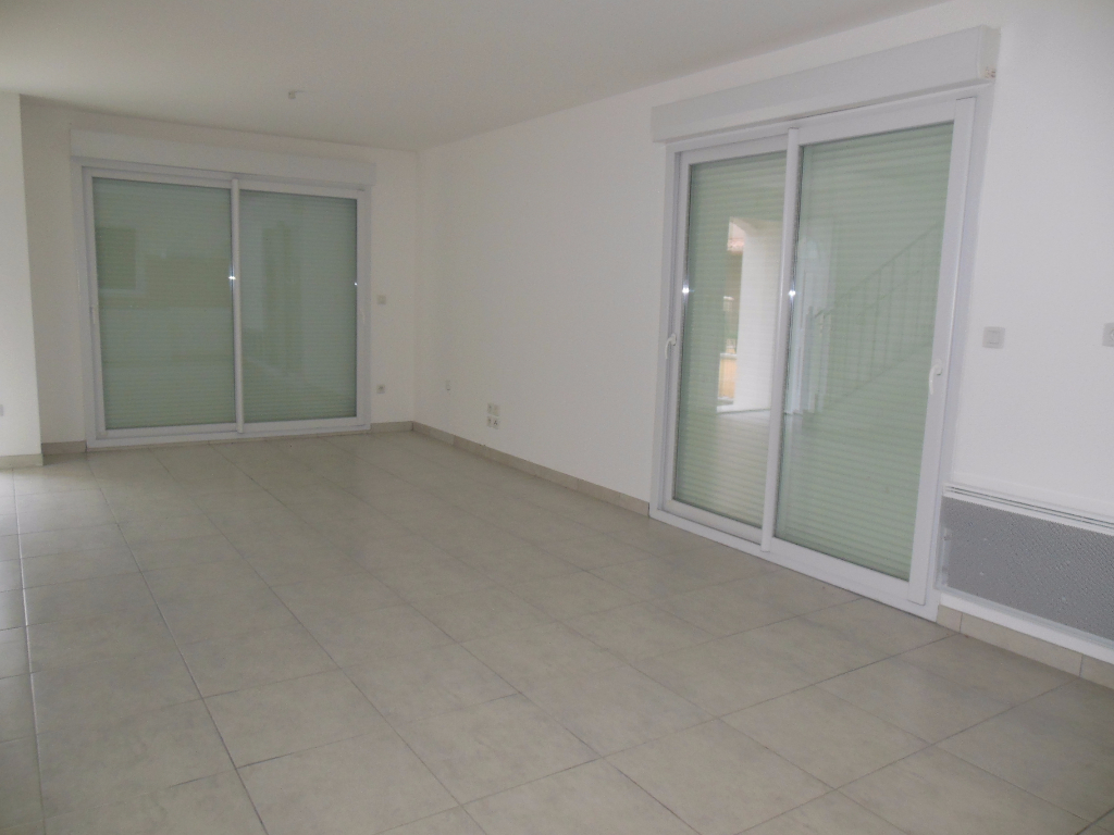Villa 84500 Bollene 5 pièce(s) 105 m2 Villa 84500 Bollene 5 pièce(s) 105 m2