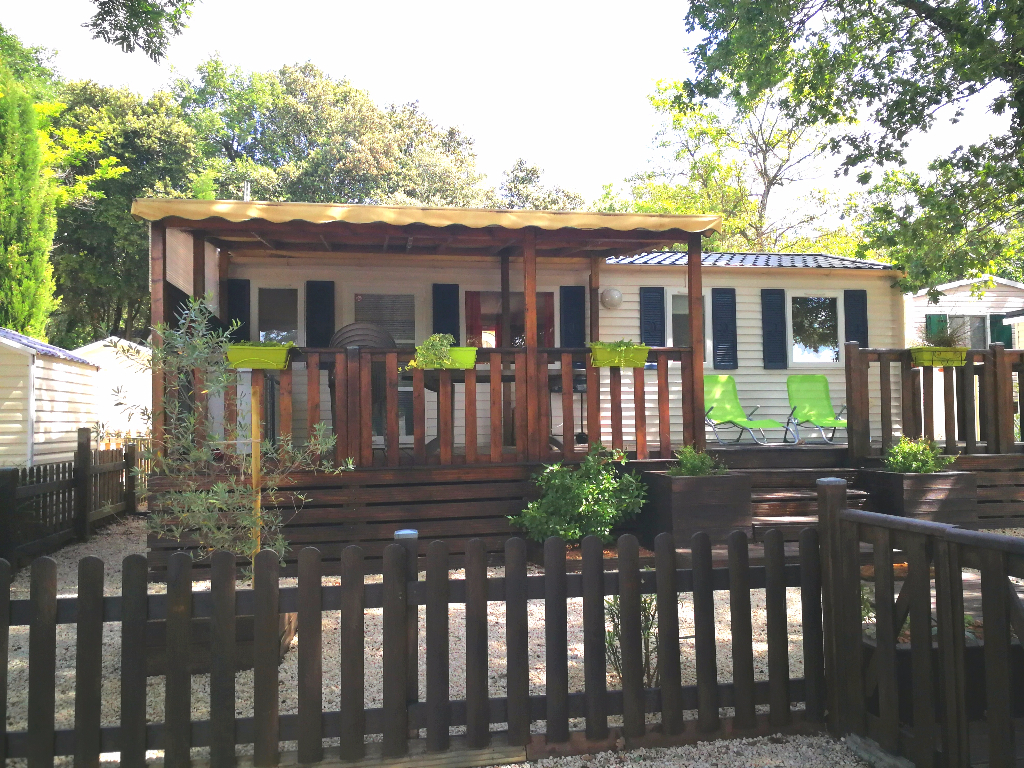 Mobilhome 84500 Bollene 4 pièce(s) 34 m2 Mobilhome 84500 Bollene 4 pièce(s) 34 m2