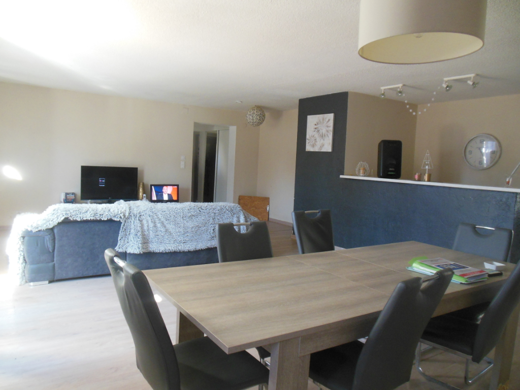 Villa Lapalud 84840 4 pièce(s) 116 m2 Villa Lapalud 84840 4 pièce(s) 116 m2