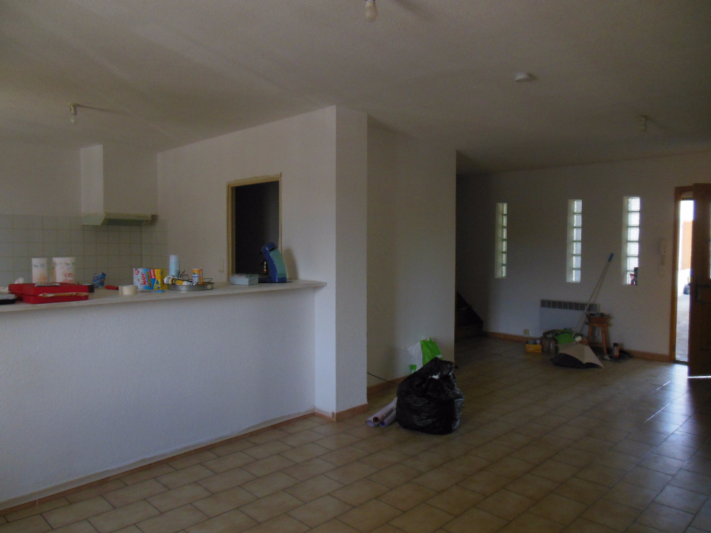 Appartement 84500 Bollene 4 pièce(s) 110 m2 Appartement 84500 Bollene 4 pièce(s) 110 m2