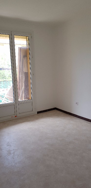 Appartement Bollene 3 pièce(s) 58 m2 Appartement Bollene 3 pièce(s) 58 m2