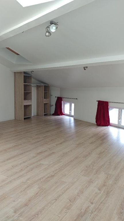Appartement Bourg Saint Andeol 07700 1 pièce(s) 38.13 m2 Appartement Bourg Saint Andeol 07700 1 pièce(s) 38.13 m2