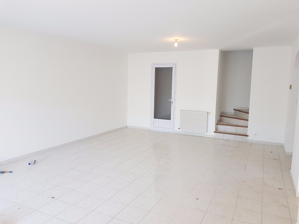 villa 26130 Saint Paul 3 Chateaux 4 pièce(s) 101 m2 villa 26130 Saint Paul 3 Chateaux 4 pièce(s) 101 m2