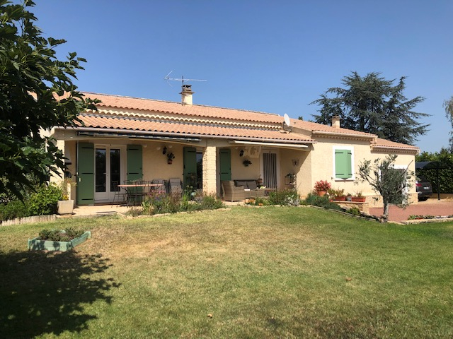 Villa Lapalud 4 pièce(s) 137 m2 Villa Lapalud 4 pièce(s) 137 m2