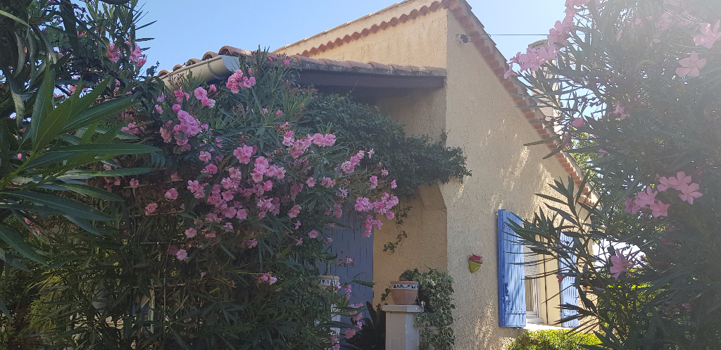 Villa 84500 Bollene 4 pièce(s) 95 m² Villa 84500 Bollene 4 pièce(s) 95 m²