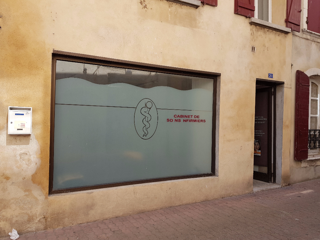 Local commercial Pont Saint Esprit 25 m2 Local commercial Pont Saint Esprit 25 m2