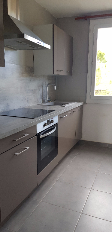Appartement 84840 Lapalud 4 pièce(s) 69 m2 Appartement 84840 Lapalud 4 pièce(s) 69 m2