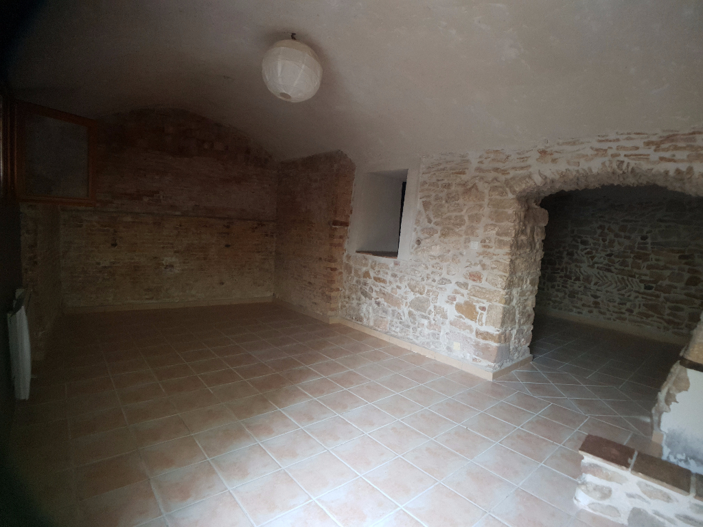 Appartement 84550 Mornas 3 pièce(s) 89,19 m² Appartement 84550 Mornas 3 pièce(s) 89,19 m²