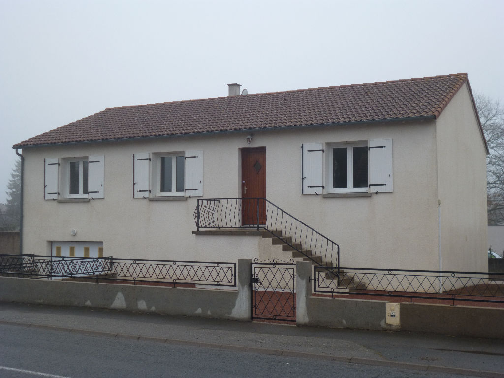 Maison sur sous sol. Maison sur sous sol.