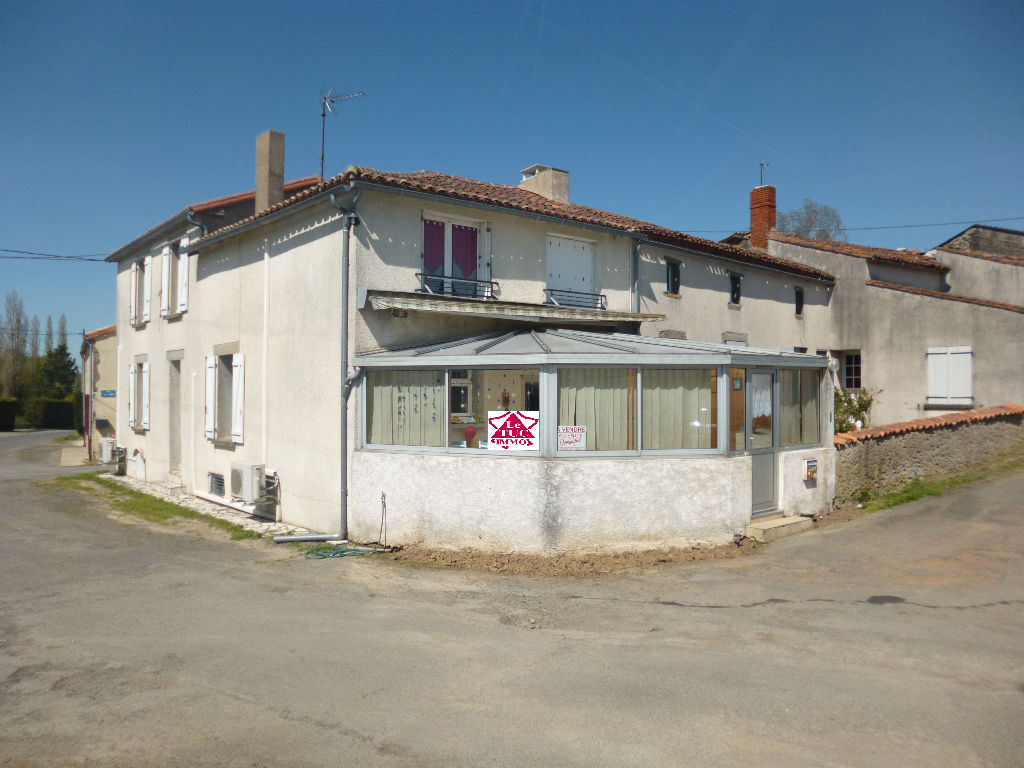 COURLAY - Maison 3 chambres COURLAY - Maison 3 chambres