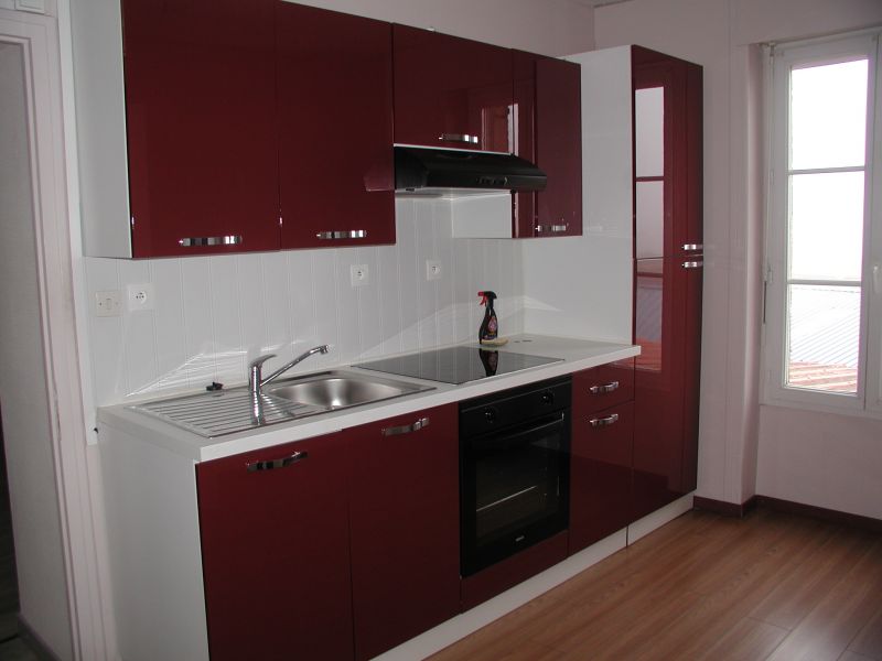 BRESSUIRE - Appartement T2 en très bon état au 1er étage BRESSUIRE - Appartement T2 en très bon état au 1er étage