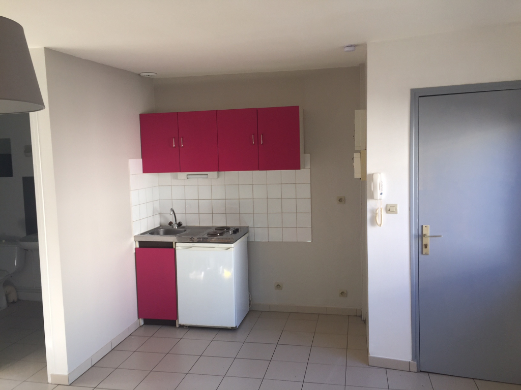 CERIZAY - Appartement 2 pièce(s) 33.26 m2 CERIZAY - Appartement 2 pièce(s) 33.26 m2