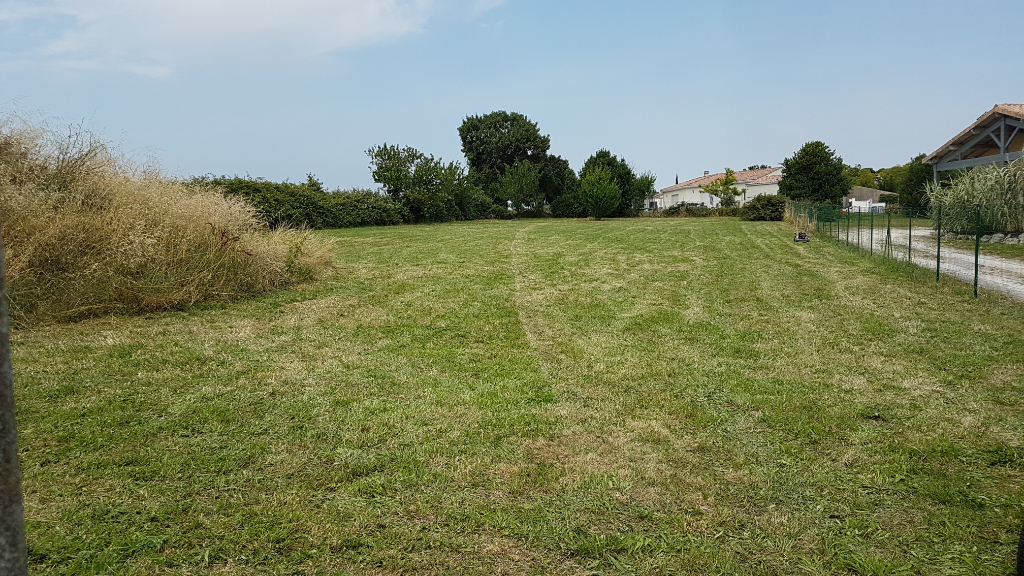 Terrain constructible Saint Crepin 2247 m2 Terrain constructible Saint Crepin 2247 m2