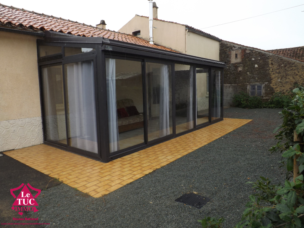 Maison St Maurice Le Girard 5 pièce(s) 87.54 m2 Maison St Maurice Le Girard 5 pièce(s) 87.54 m2