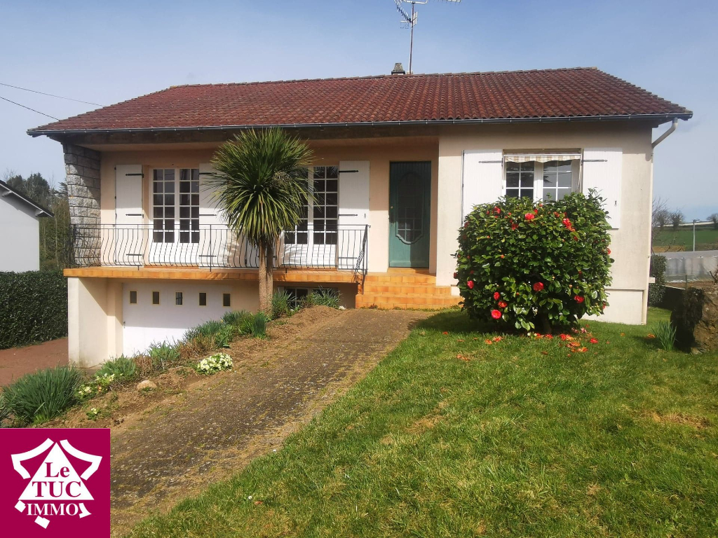 Maison Cerizay 4 pièce(s) 105 m2 Maison Cerizay 4 pièce(s) 105 m2