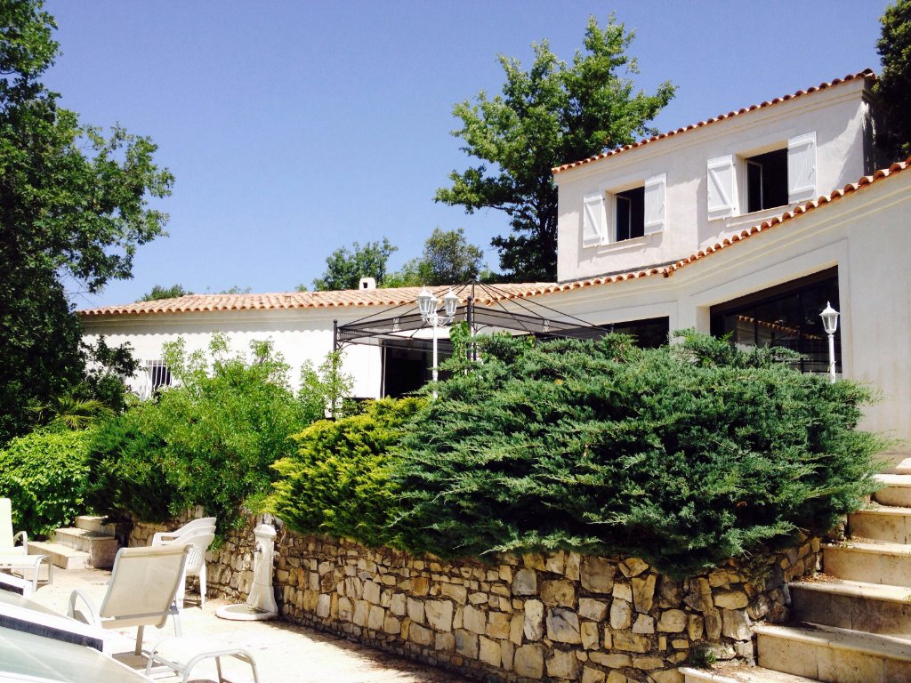 Belle villa contemporaine Belle villa contemporaine