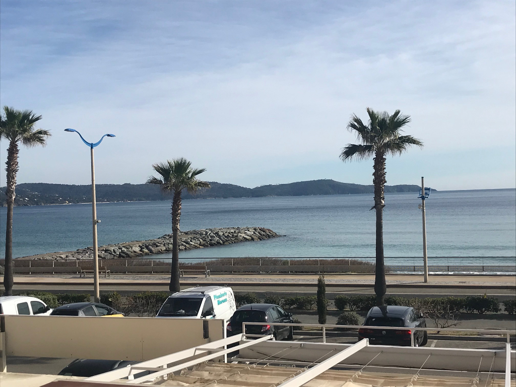 Appartement T2. Front de mer Appartement T2. Front de mer