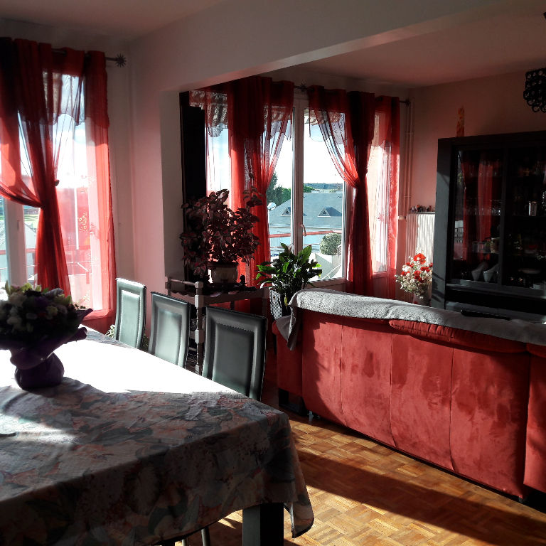 Appartement centre ville, tous commerces aux pieds Appartement centre ville, tous commerces aux pieds