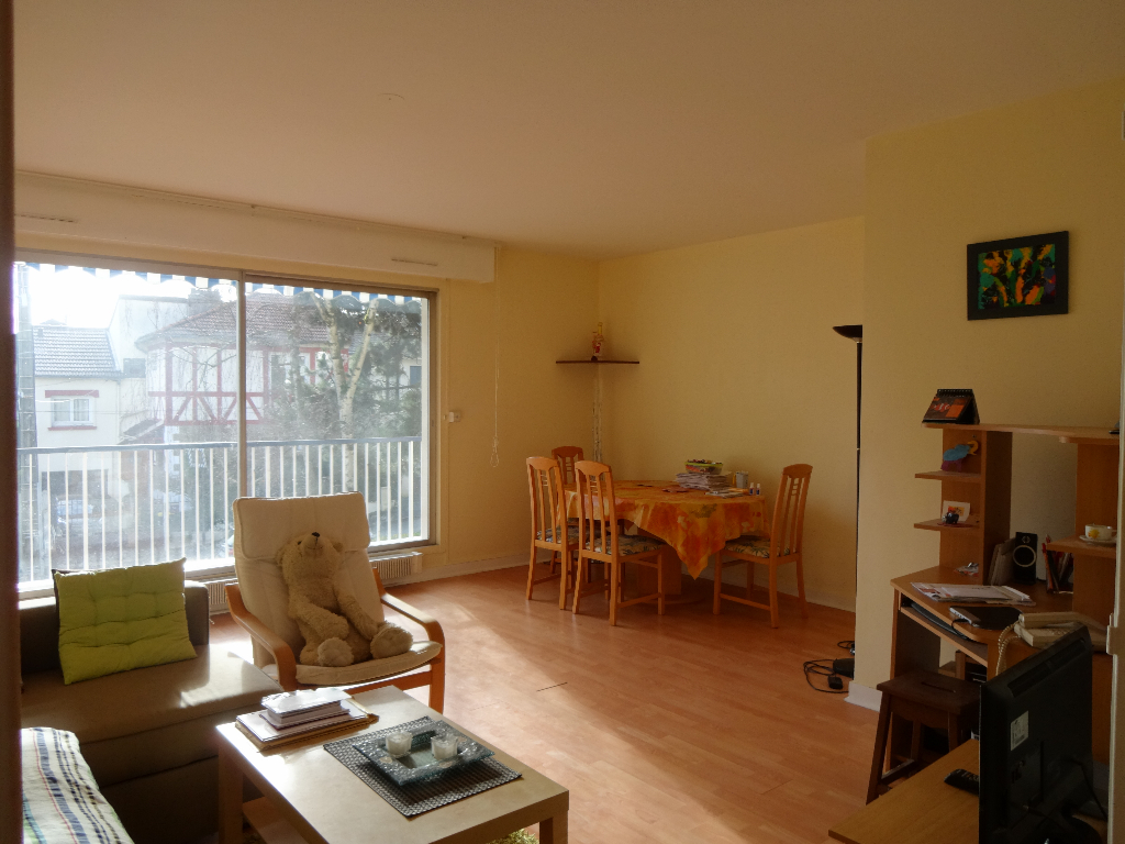 Appartement Chatillon 3 pièce(s) 82 m2 Appartement Chatillon 3 pièce(s) 82 m2