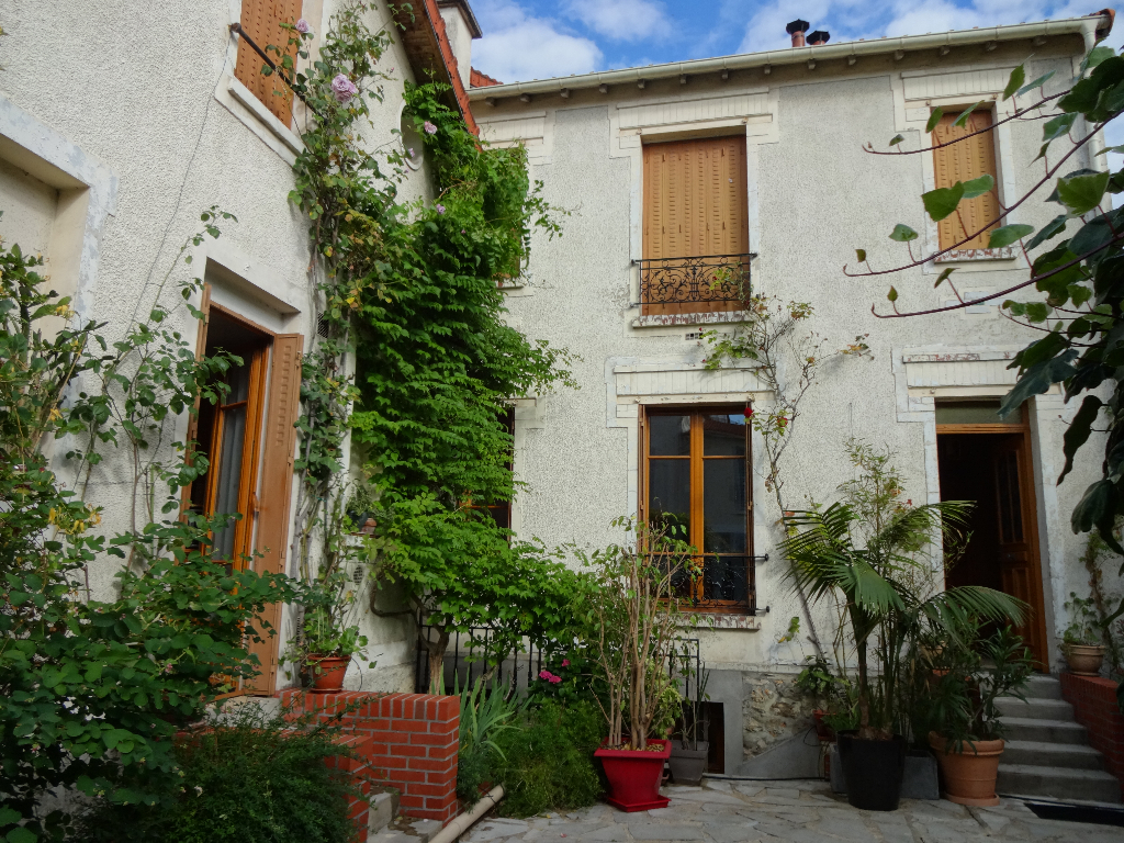 Maison Chatillon 7 pièce(s) 125 m2 Maison Chatillon 7 pièce(s) 125 m2
