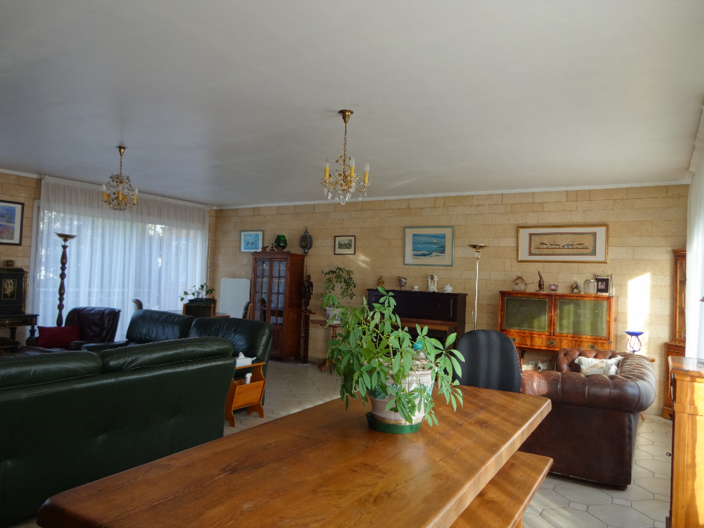 Maison Chatillon 7 pièce(s) 220 m2 Maison Chatillon 7 pièce(s) 220 m2