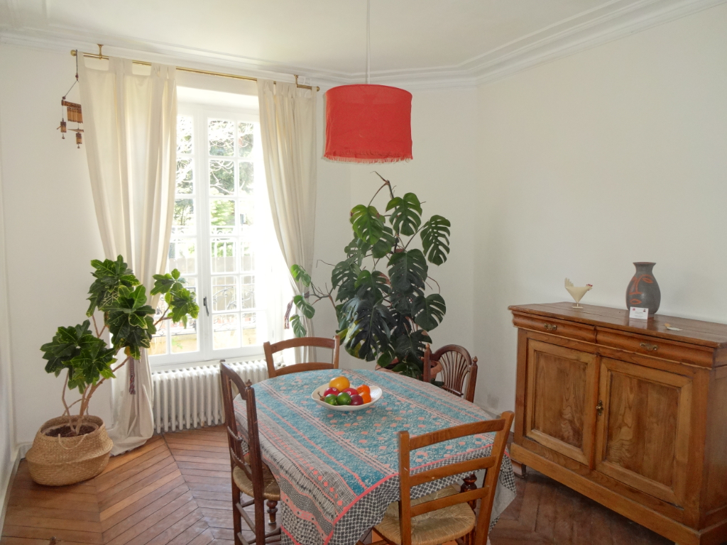 Maison Clamart 6 pièce(s) 120 m2 Maison Clamart 6 pièce(s) 120 m2