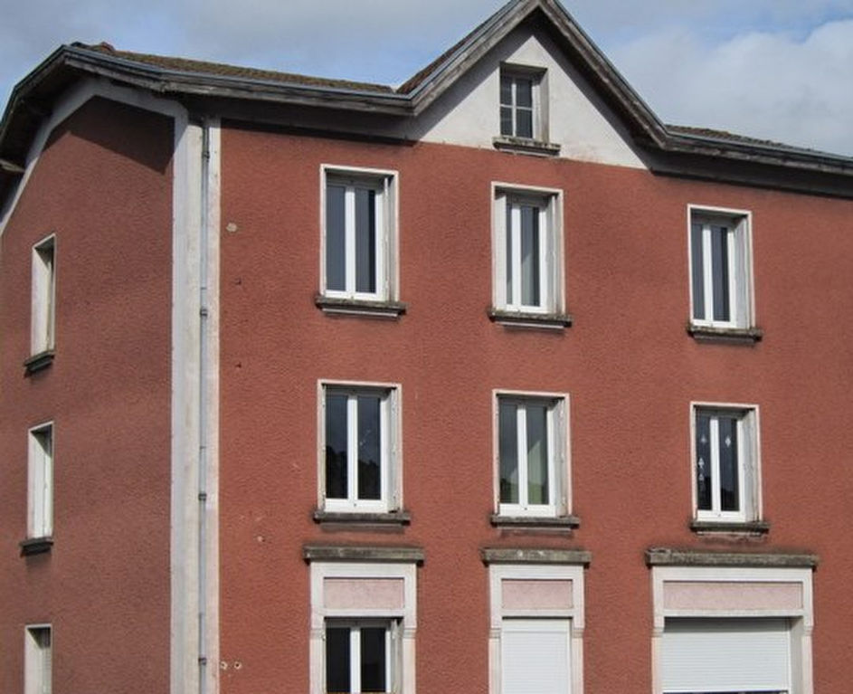 NOIRETABLE - Maison 180 m² - Terrain 600 m² NOIRETABLE - Maison 180 m² - Terrain 600 m²