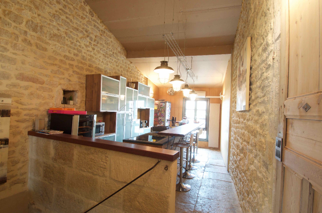 Maison de ville Aigues-vives 7 pièce(s) 206 m2 Maison de ville Aigues-vives 7 pièce(s) 206 m2