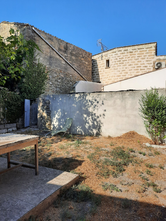 Maison de village, de type 4 pièces, de 85m2 + Jardin 94m2 Maison de village, de type 4 pièces, de 85m2 + Jardin 94m2