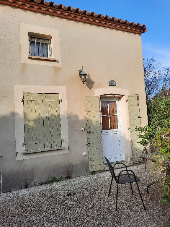 EXCLUSIF : Villa meublée ,P2 35 m2, terrasse, jardin et parking EXCLUSIF : Villa meublée ,P2 35 m2, terrasse, jardin et parking