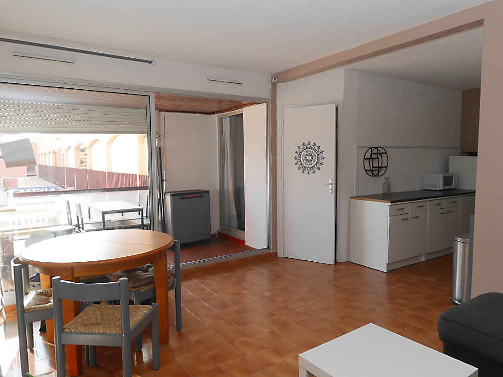 Appartement 2 pièces de 37 m2, 2ème étage avec ascenseur, expo. Sud Appartement 2 pièces de 37 m2, 2ème étage avec ascenseur, expo. Sud