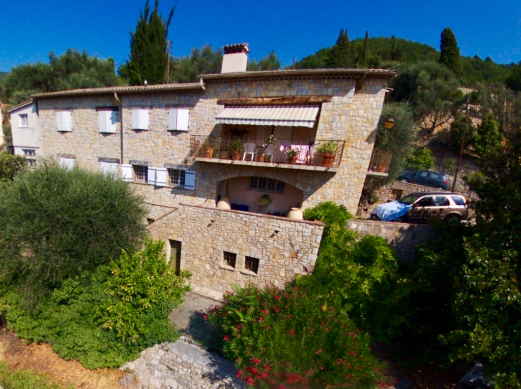EXCLUSIVITE: Villa individuelle en pierres 6P vue mer Garage possible 2 appartements EXCLUSIVITE: Villa individuelle en pierres 6P vue mer Garage possible 2 appartements