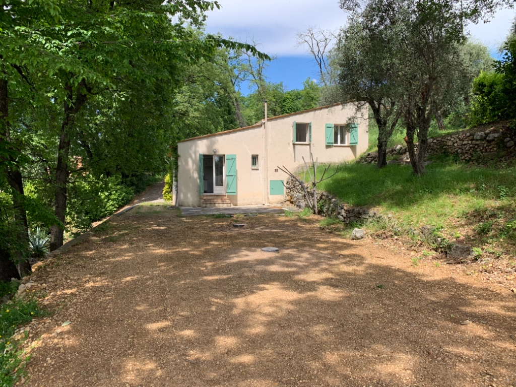 Chateauneuf villa individuelle 4P avec terrain 770 m2 Chateauneuf villa individuelle 4P avec terrain 770 m2