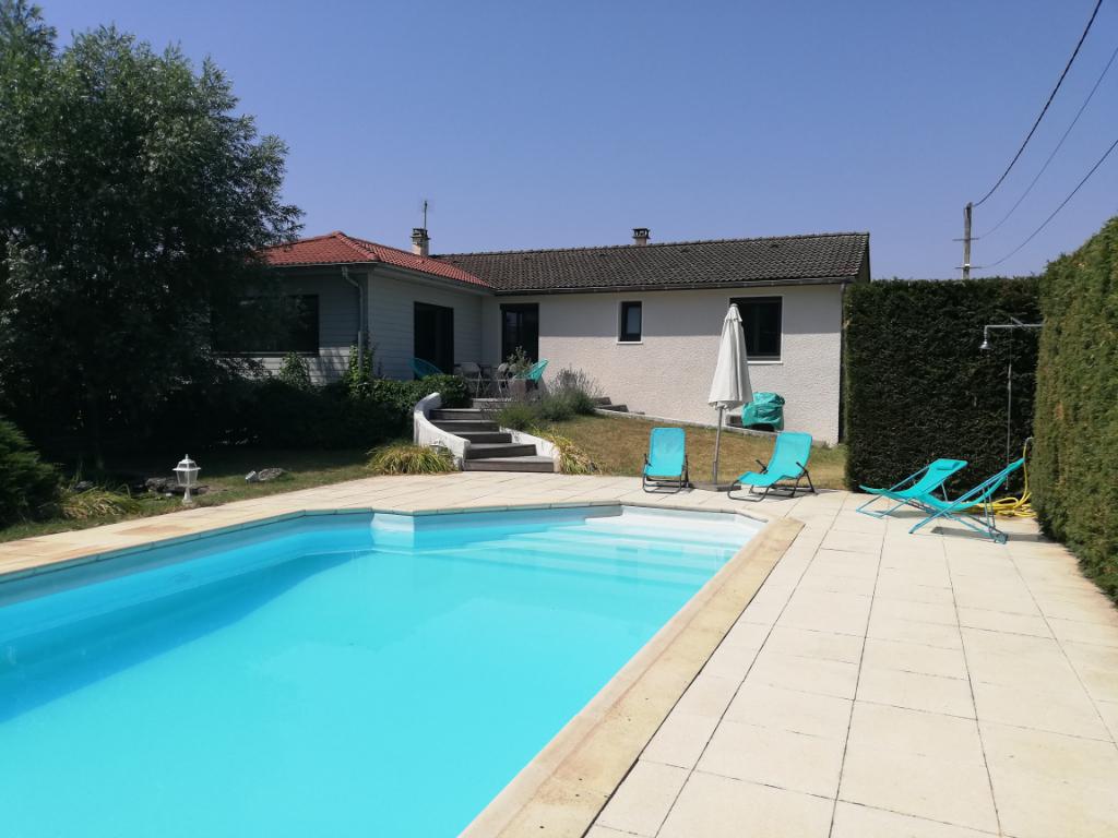 10 min MEXIMIEUX - Villa T6 de 140 m2 avec piscine, double garage sur terrain 1700 m2 - Proximité A42 10 min MEXIMIEUX - Villa T6 de 140 m2 avec piscine, double garage sur terrain 1700 m2 - Proximité A42