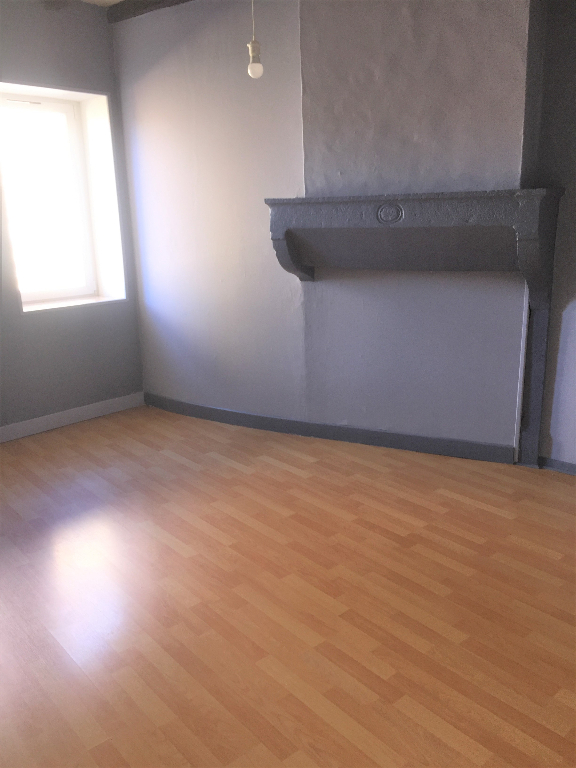 LAGNIEU - Appartement T2 de 54 m2 LAGNIEU - Appartement T2 de 54 m2