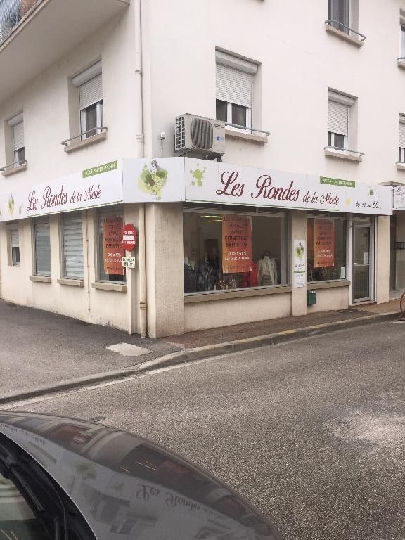 AMBERIEU EN BUGEY - Local commercial 50 m² AMBERIEU EN BUGEY - Local commercial 50 m²