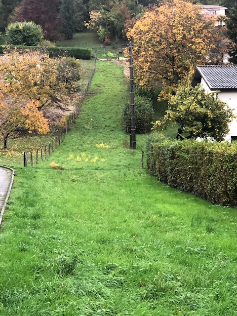 A 2 min de LAGNIEU - Terrain à bâtir de 750 m² A 2 min de LAGNIEU - Terrain à bâtir de 750 m²