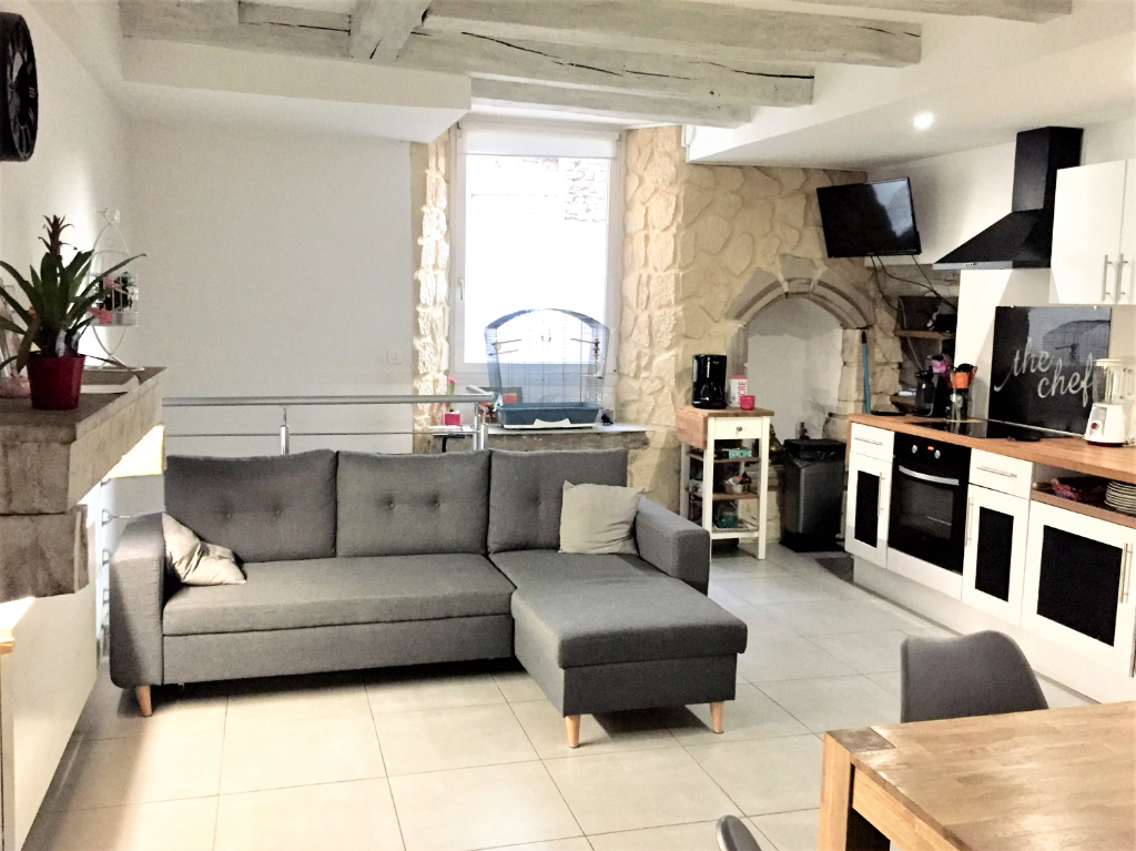 LAGNIEU - Appartement T4 de 103 m² LAGNIEU - Appartement T4 de 103 m²