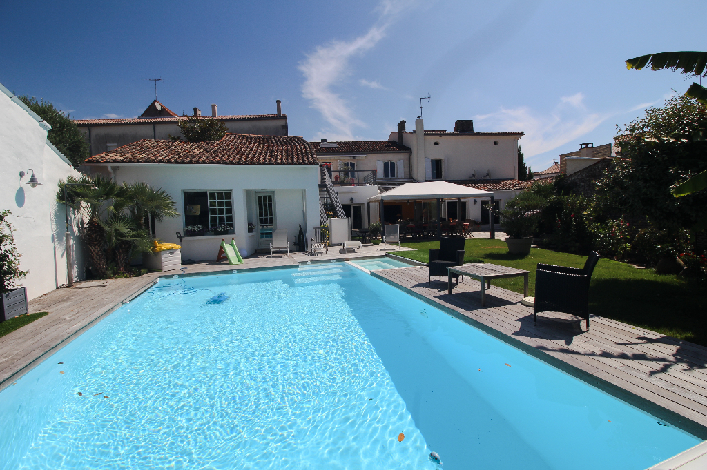 Meschers sur Gironde Belle demeure 380 m² Meschers sur Gironde Belle demeure 380 m²