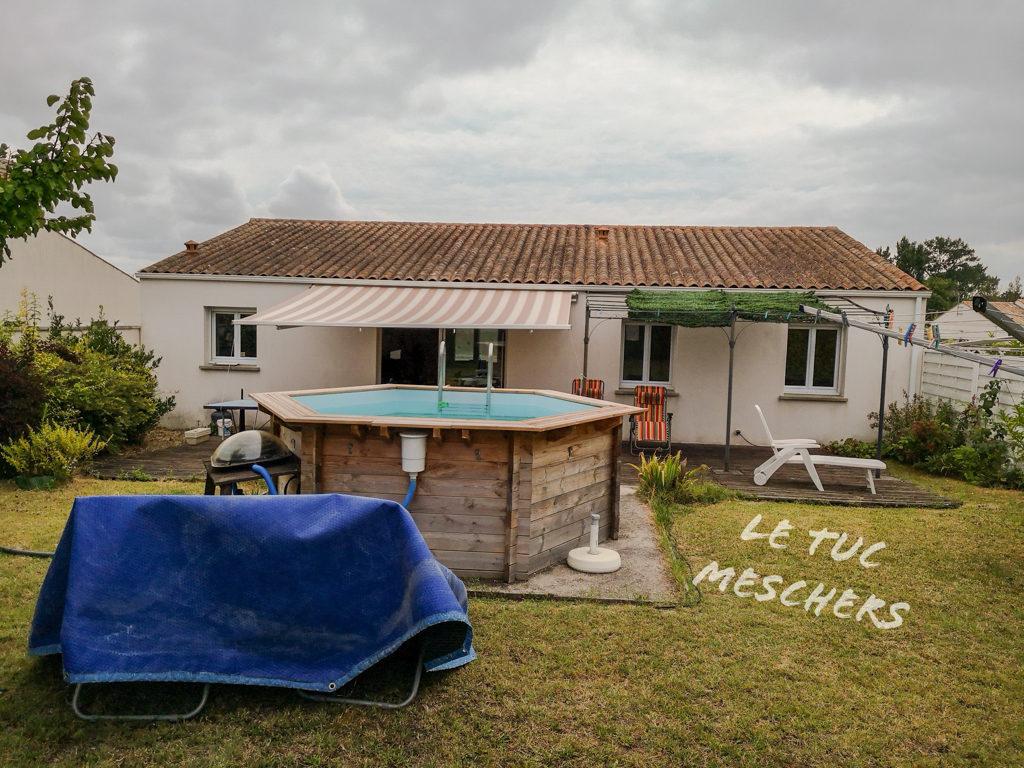Maison Meschers Sur Gironde 4 pièce(s) 120 m2 Maison Meschers Sur Gironde 4 pièce(s) 120 m2