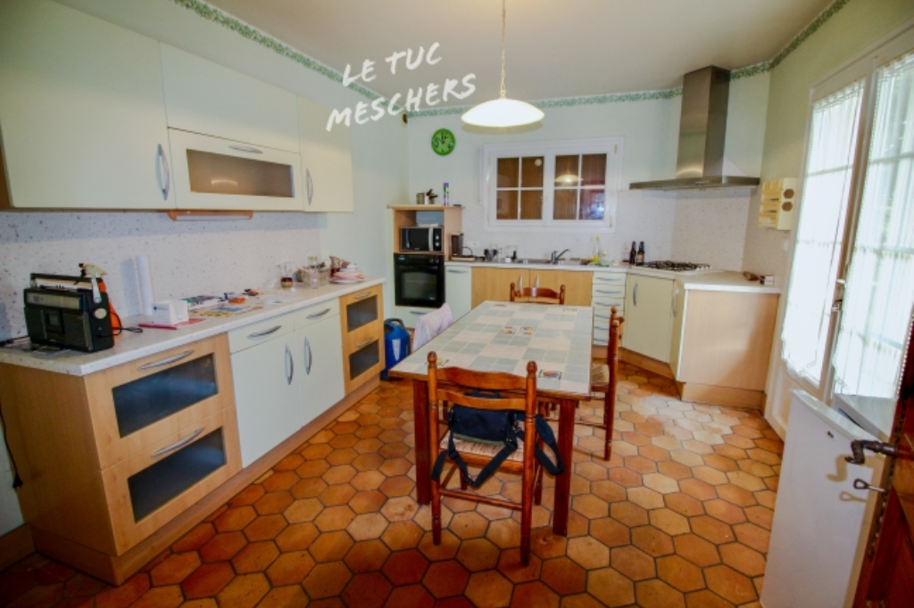 Semussac maison 165 m2 env. Semussac maison 165 m2 env.
