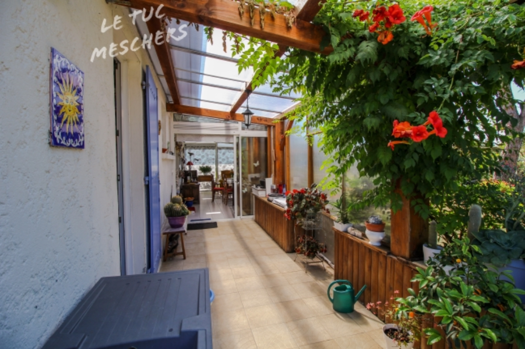 Semussac Maison 97 m2 env. Semussac Maison 97 m2 env.