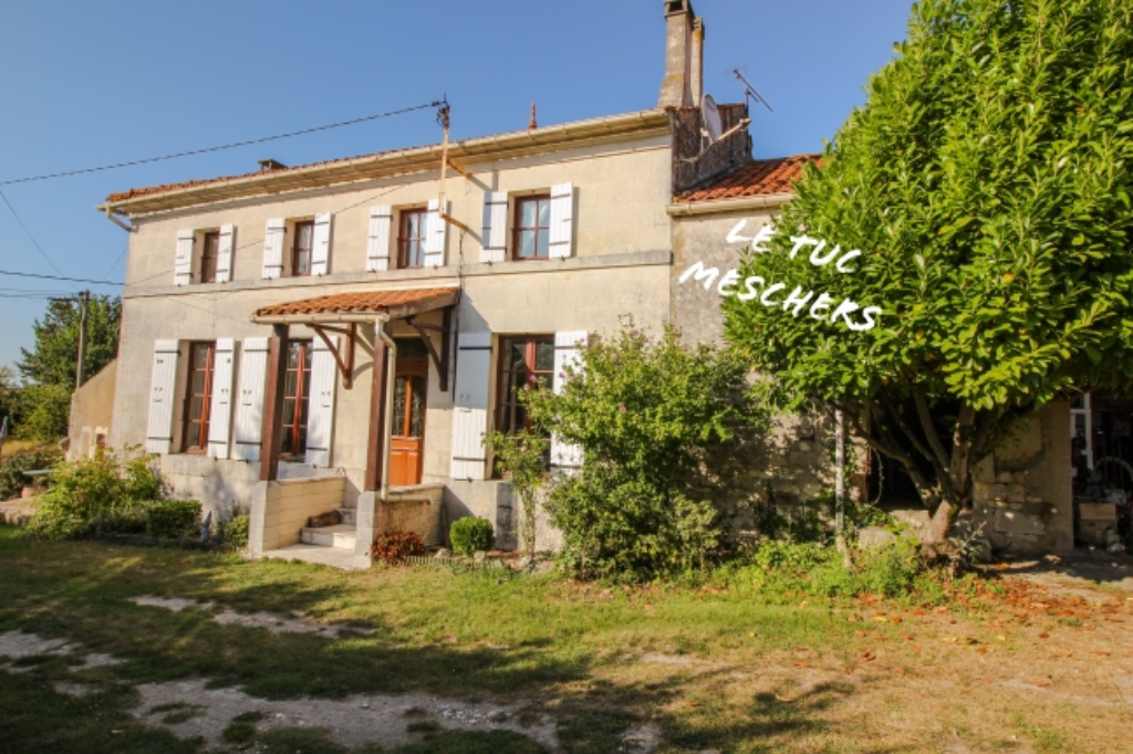 Maison Cozes 110 m2. env. Maison Cozes 110 m2. env.